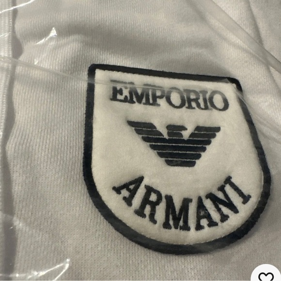 Emporio Armani tracksuit.Medium. - Picture 4 of 6